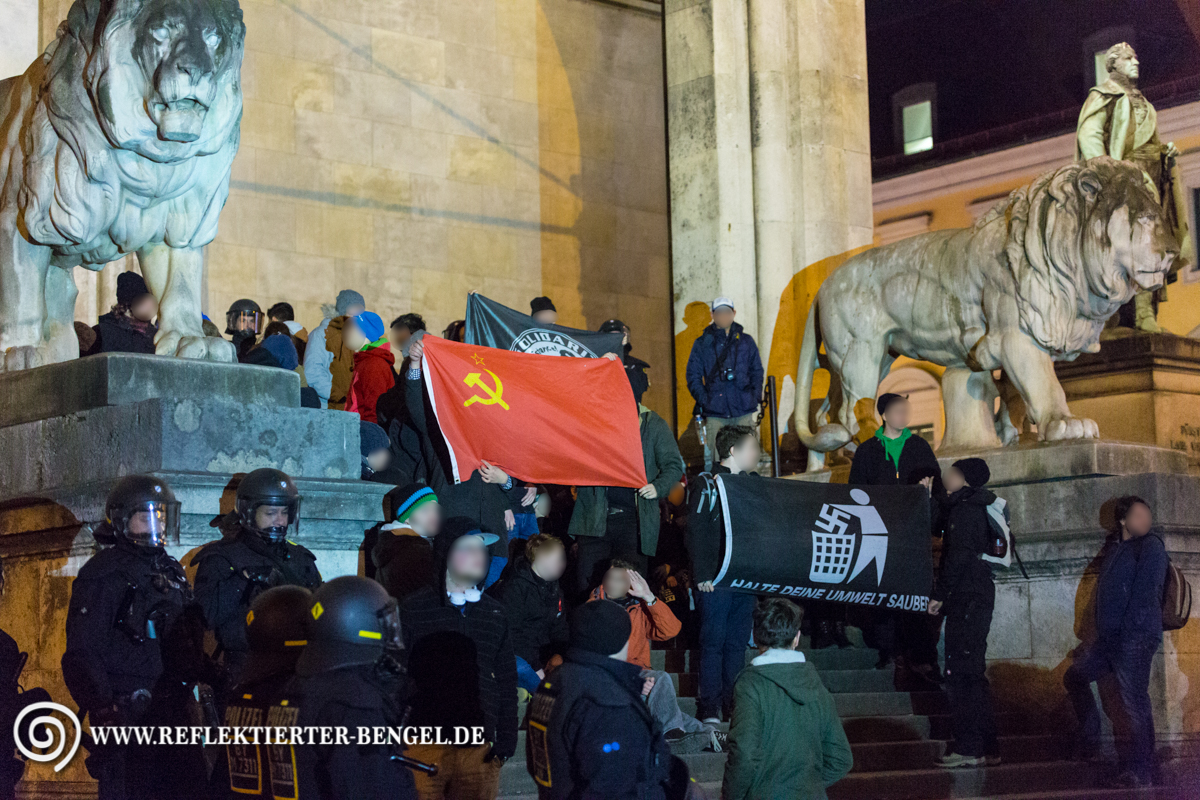 GegendemonstrantInnen auf der Feldherrnhalle