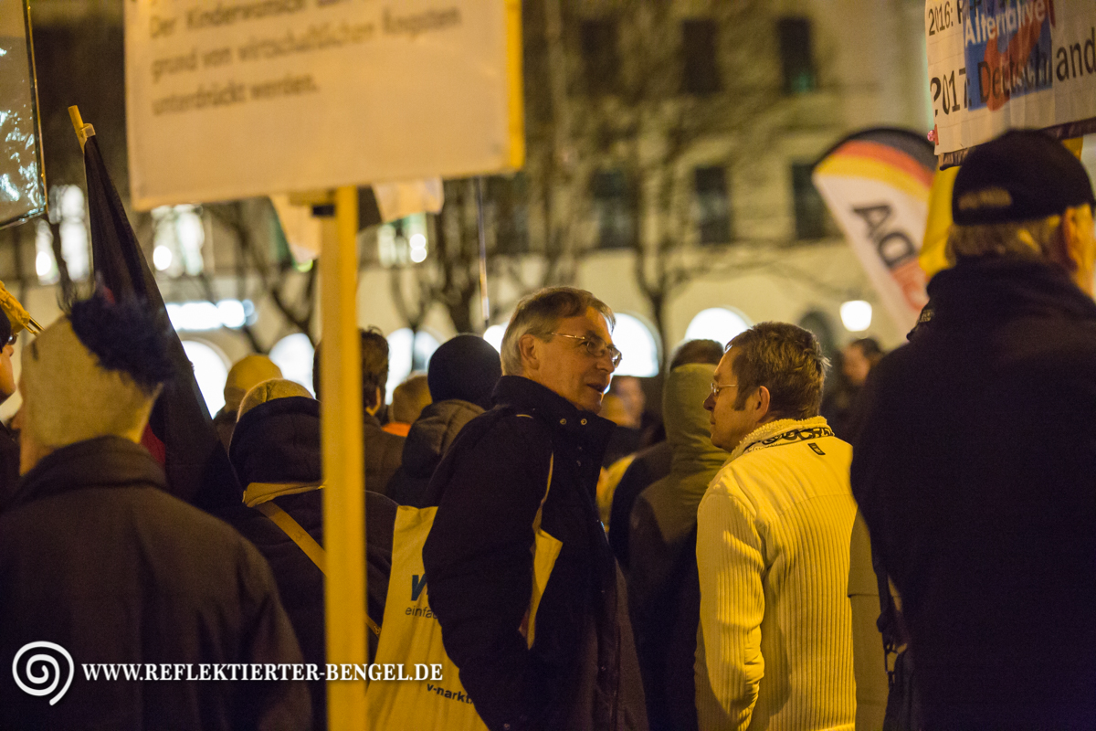 14.03.16 München - Pegida München, Roland Wuttke, Goesta K.